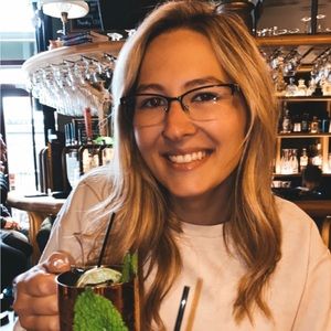 Meet your Posher, Michaela